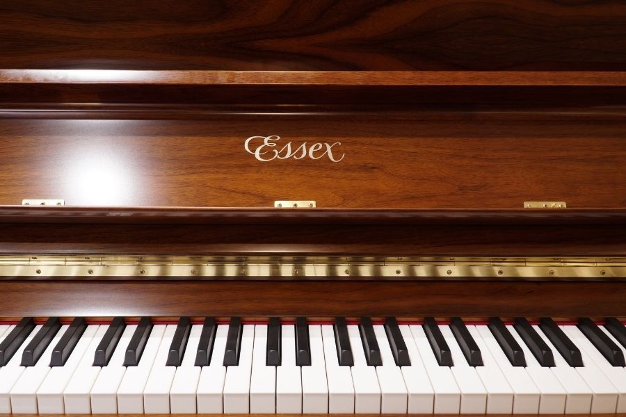 Đàn piano essex grand