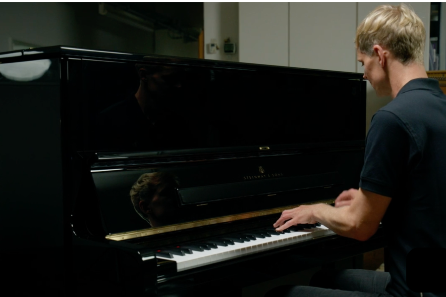 Làm quen phí đàn piano