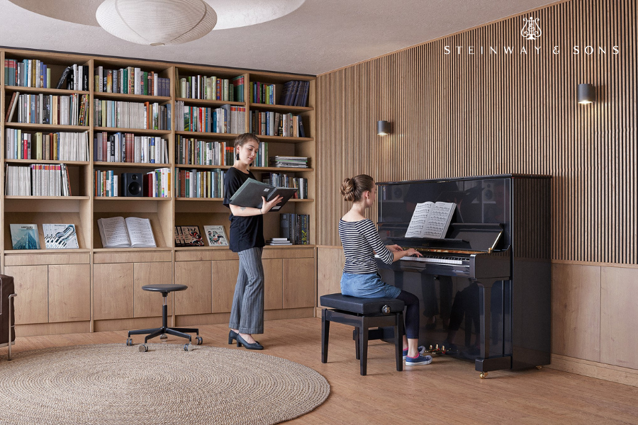Học piano với giáo viên riêng