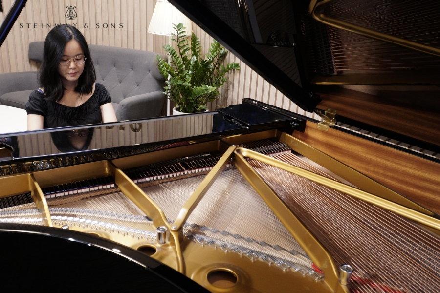 Luyện tập piano